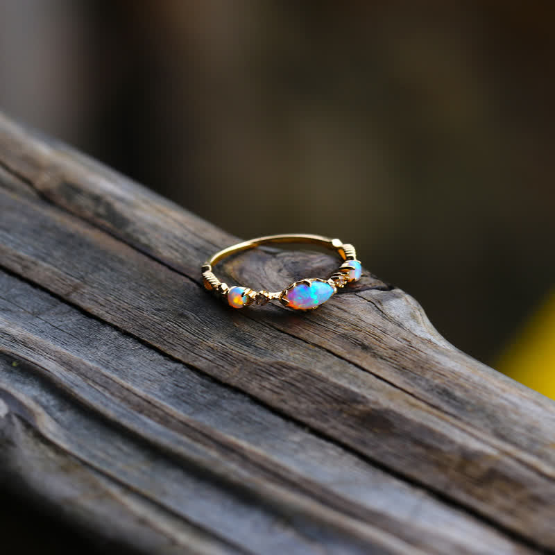 "Miłość i Szczerość" - Pierścionek Opal - Isabella-49mm-Trend Polska