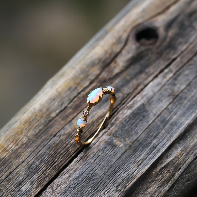 "Miłość i Szczerość" - Pierścionek Opal - Isabella-49mm-Trend Polska