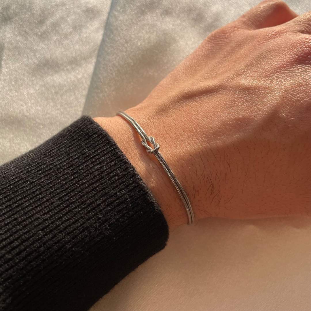 Minimalistyczna Bransoletka z Węzłem – Elva-Złoto-Trend Polska
