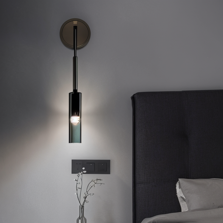 Minimalistyczna lampa ścienna z dmuchanym szkłem – Orvane-Trend Polska