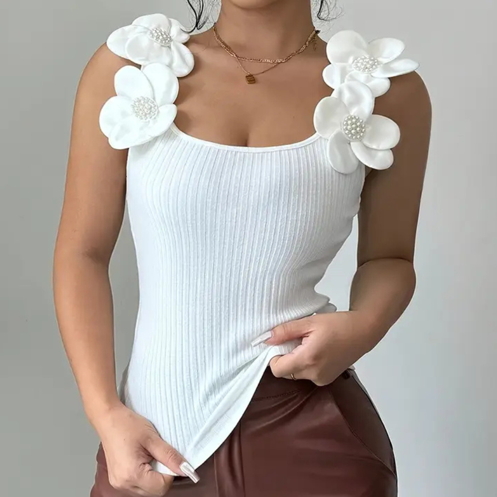 Modna Biała Top bez Rękawów dla Kobiet z Kwiatowymi Detalami - Elara-XS-Trend Polska