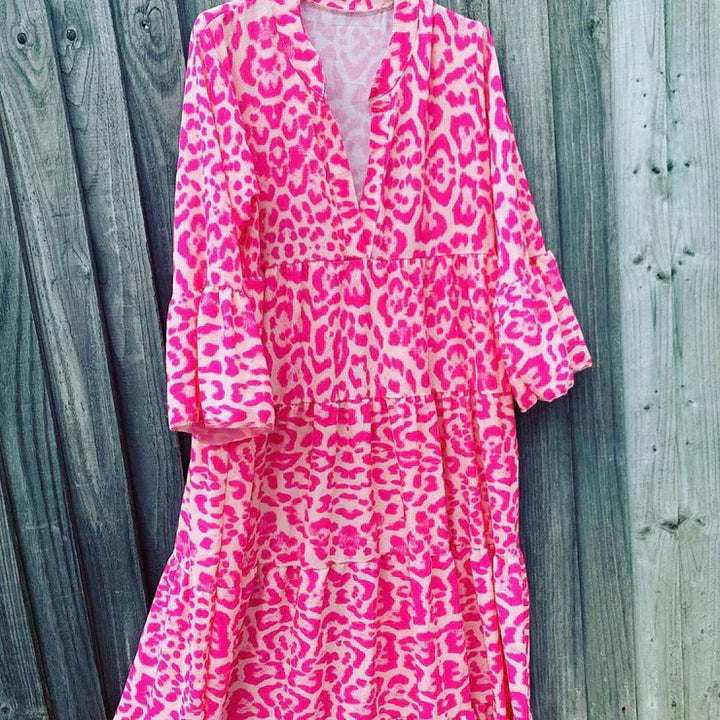 Modna maxi sukienka z różowym nadrukiem w panterkę - ChicSafari-S-Trend Polska