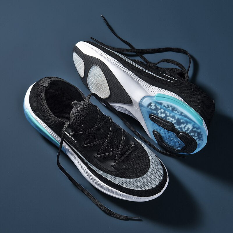 Modne i wygodne męskie sneakersy z elastyczną podeszwą – Orion-Czarny-38-Trend Polska