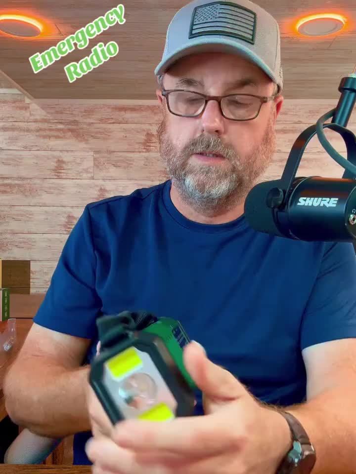 Multifunkcyjny radio ratunkowe - SurvivorPower-Trend Polska