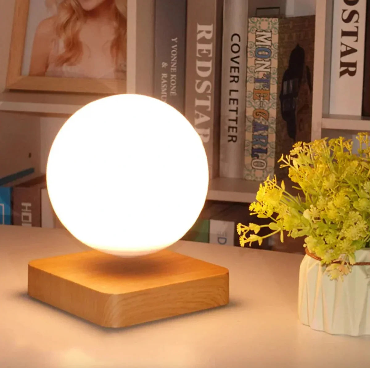 Nastrojowa Lampa Księżycowa - LunaFloat-Trend Polska
