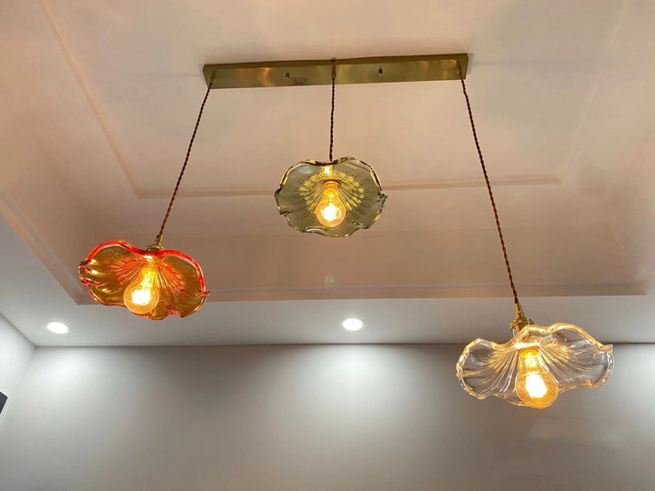 NORDIC DESIGN LED LAMPA WISZĄCA | KOLOROWE SZKŁO I MIEDŹ OŚWIETLENIE DO SYPIALNI, SALONU I BARU-Płyta sufitowa 3-głowicowa 1-Trend Polska