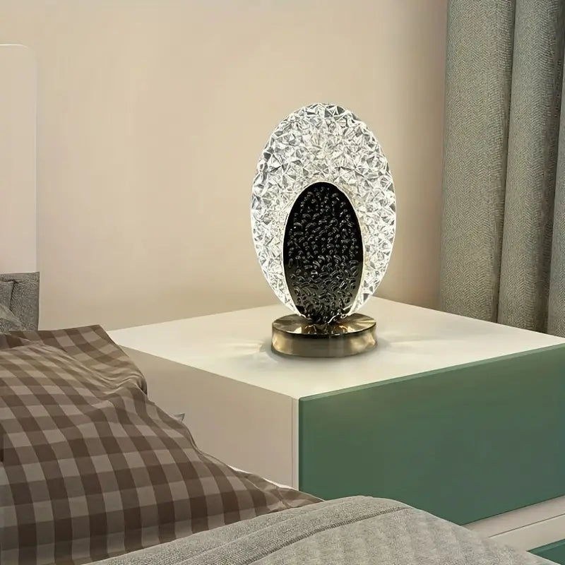 Nowoczesna i luksusowa lampa stołowa Paw - PeacockLuxe-Trend Polska