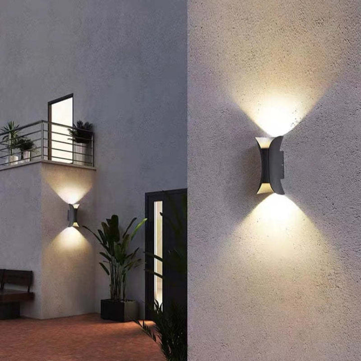 Nowoczesna lampa ścienna LED na zewnątrz - LumiEdge-Czarny-Mały 6W-Ciepła biel-Trend Polska