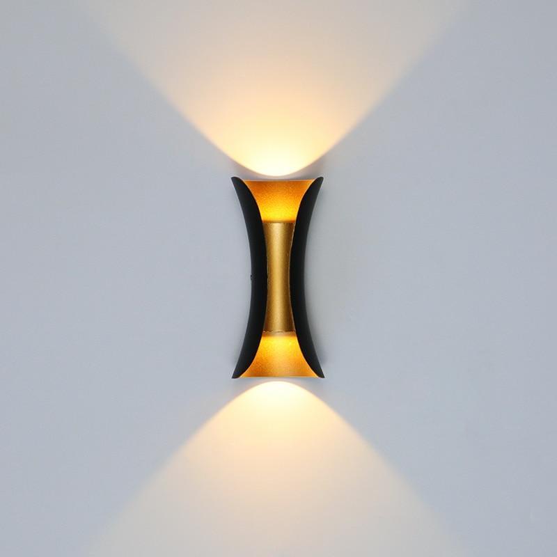 Nowoczesna lampa ścienna LED na zewnątrz - LumiEdge-Czarny i Złoty-Mały 6W-Ciepła biel-Trend Polska