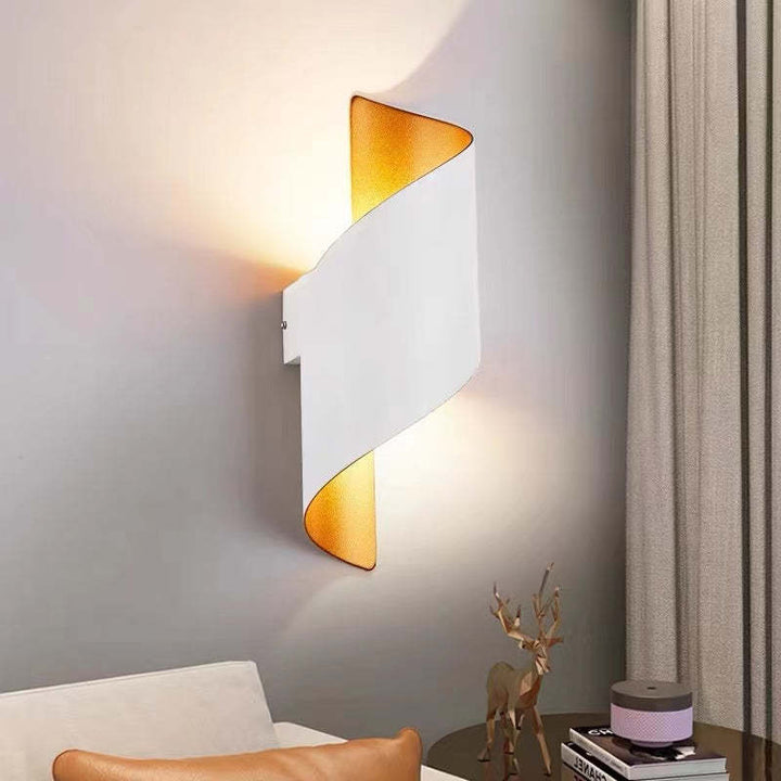 Nowoczesna lampa ścienna LED w kształcie spirali - TwistLight-Mały-Biały i Złoty-Trend Polska