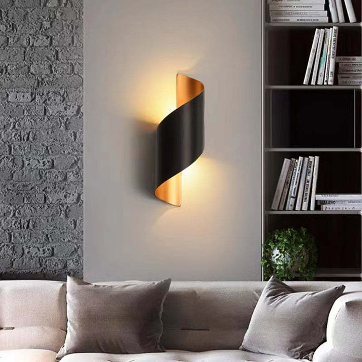 Nowoczesna lampa ścienna LED w kształcie spirali - TwistLight-Mały-Biały-Trend Polska