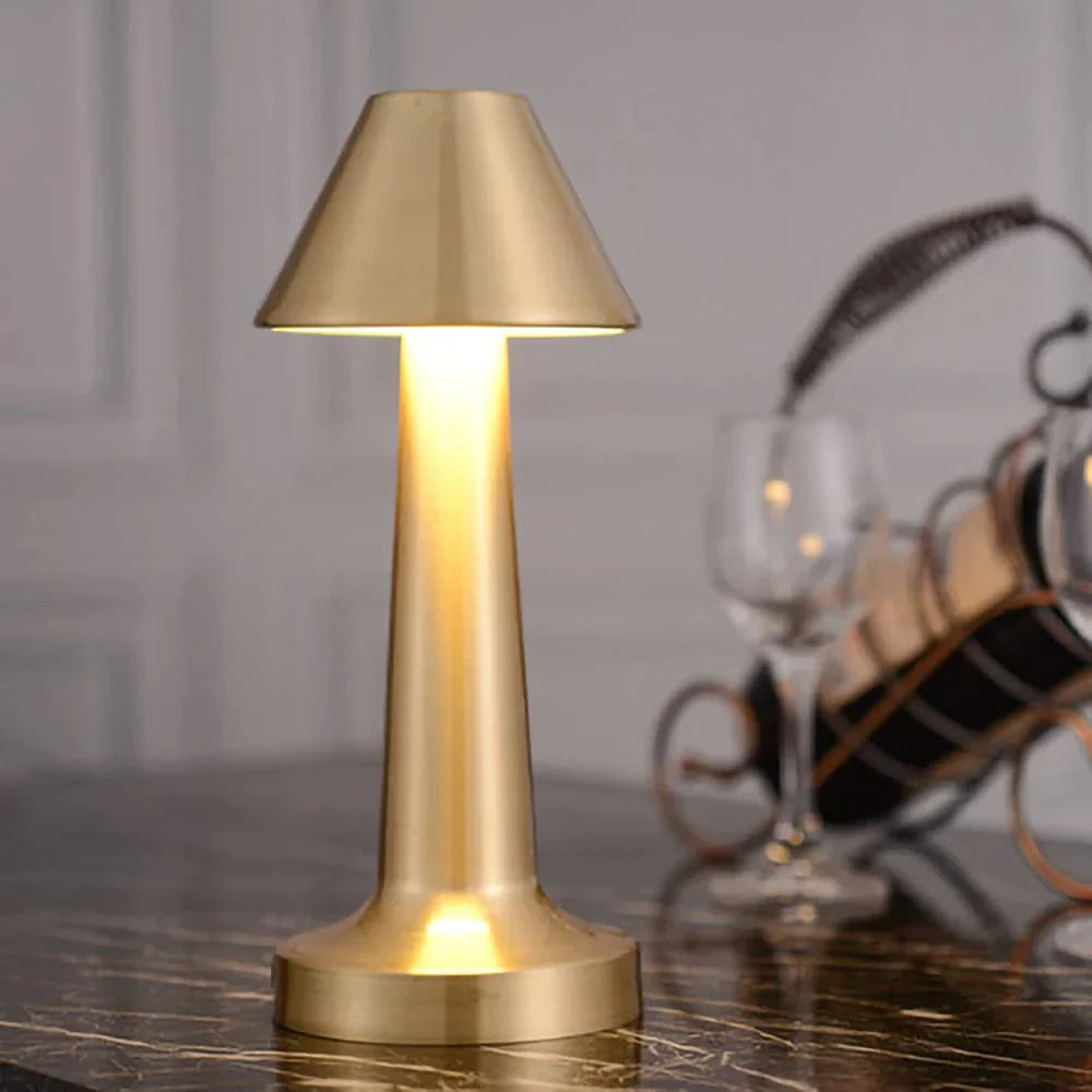 Nowoczesna lampa stołowa - SleekGlow-Złoto/Cylinder-Trend Polska