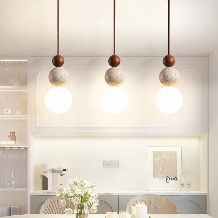 Nowoczesna lampa wisząca z trawertynu i mahoń - NaturaLuxe-creme-biała-orzech-włoski-Trend Polska