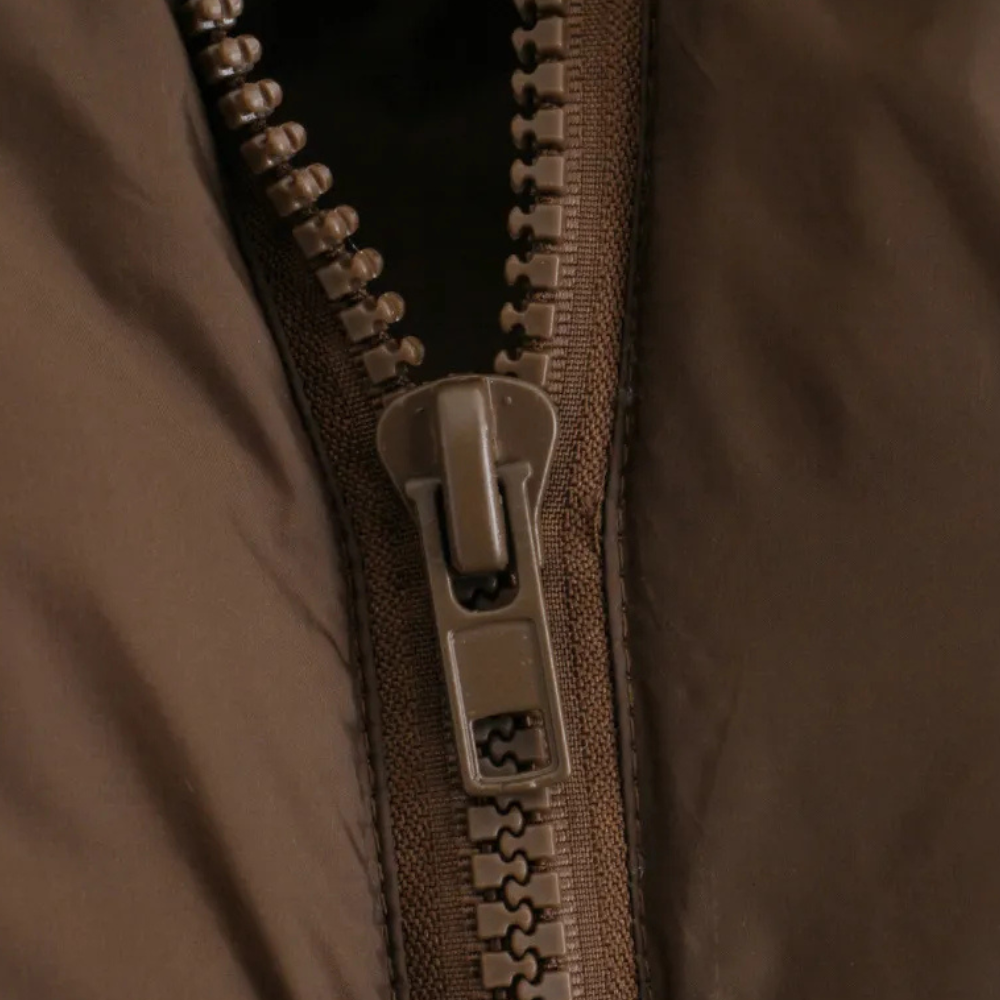 Ocieplana krótka kamizelka damska - Liora-Khaki-XS-Trend Polska