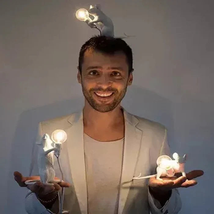 Oryginalna lampa mysia - SqueakLight-Staande muis / Goud-Trend Polska