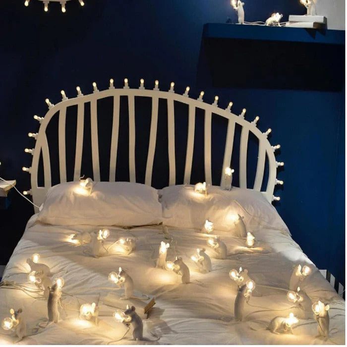 Oryginalna lampa mysia - SqueakLight-Staande muis / Goud-Trend Polska