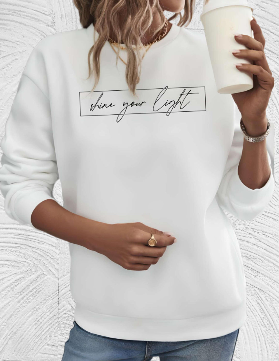 Oversized Sweter Damski z Okrągłym Dekoltem - Luna-S-Biały-Trend Polska