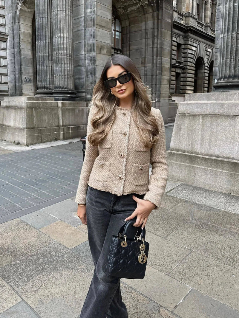 Ponadczasowa elegancka marynarka tweedowa z złotymi guzikami - Anna-XS-Trend Polska
