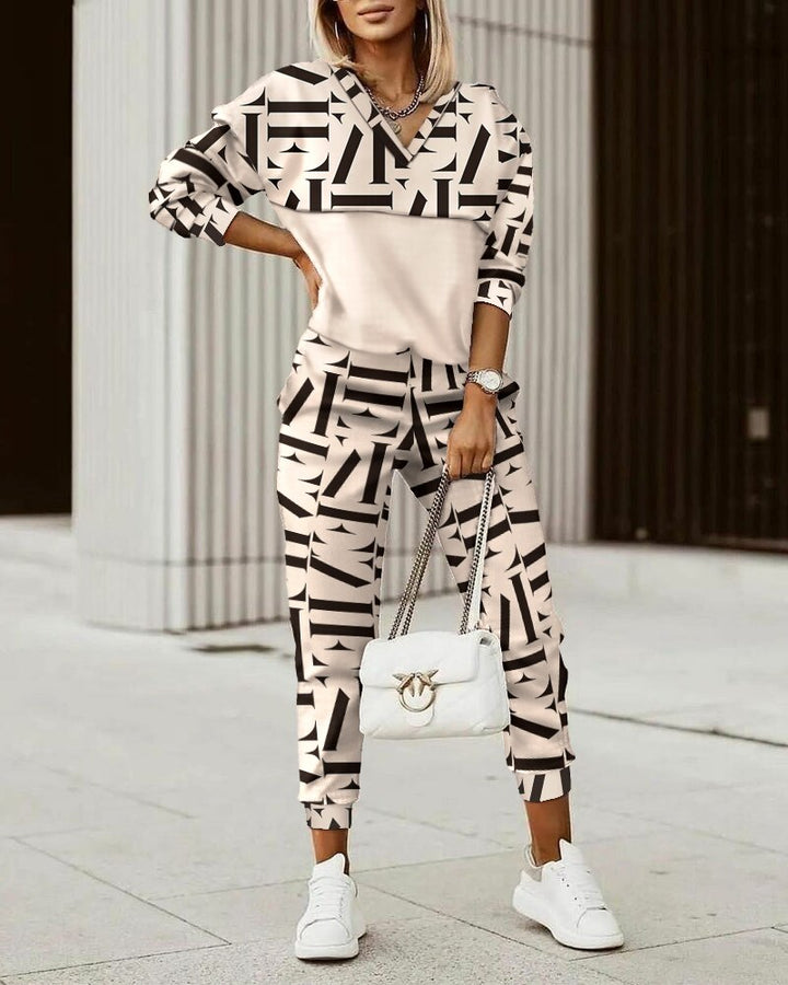 Premium dres treningowy dla kobiet - Mila-Beżowy-S-Trend Polska