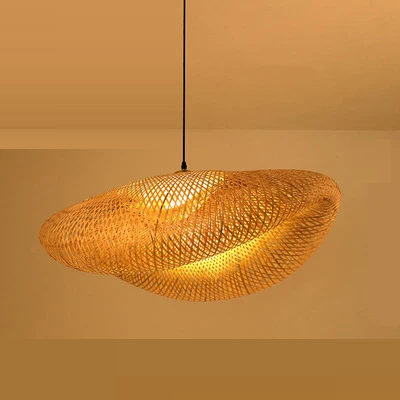 Ręcznie robiona lampa wisząca z rattanem - RayaLicht