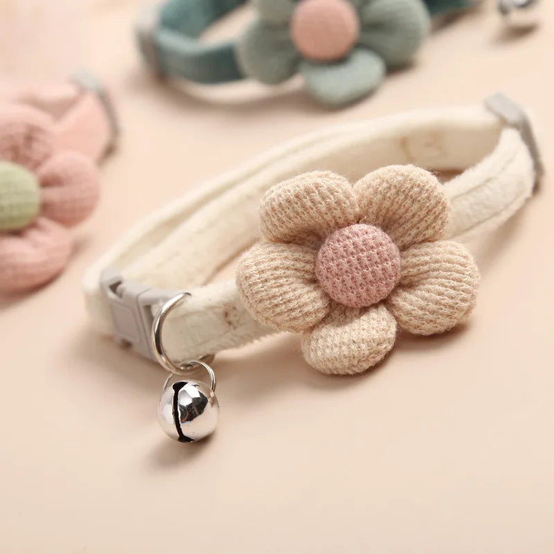 Regulowana obroża dla kota z kwiatem - FlowerCharm-Różowy-Trend Polska