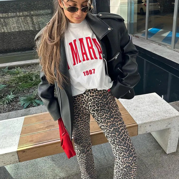 Retro-Jeans z nadrukiem w panterkę - Clara-Lampart-XS-Trend Polska