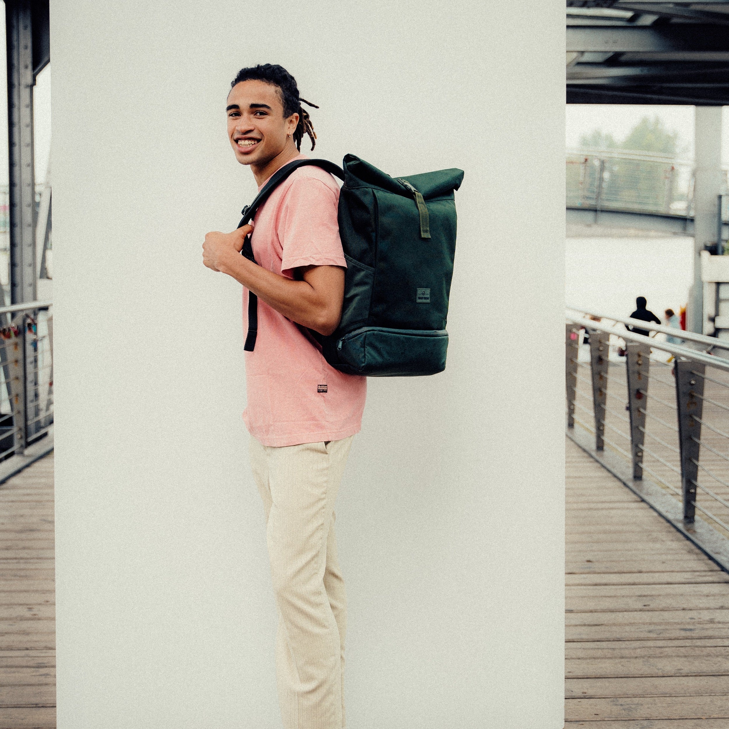 Rolltop Plecak – UrbanFlow-Czarny-Trend Polska