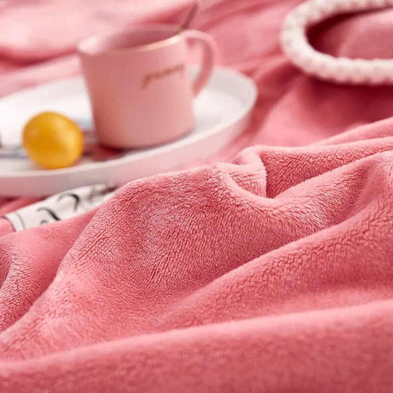 Różowy Flanelowy Koc Fleece - BlushCozy-Różowy-70x100cm-Trend Polska
