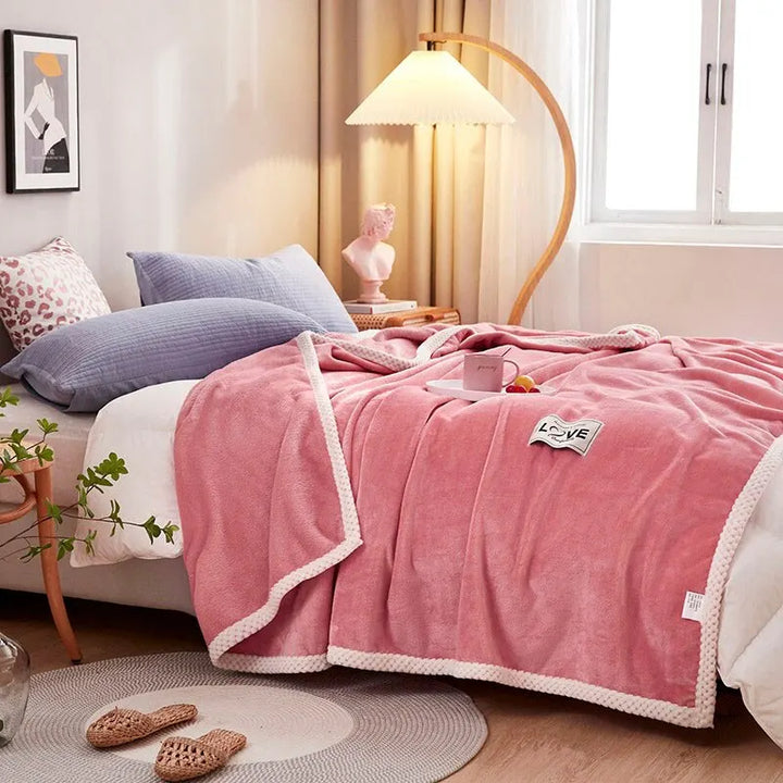 Różowy Flanelowy Koc Fleece - BlushCozy-Różowy-70x100cm-Trend Polska