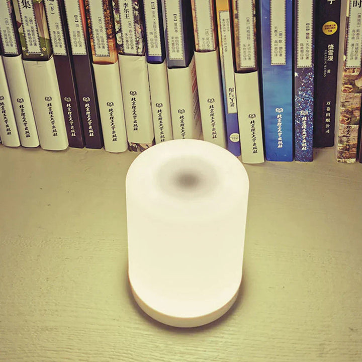 Ściemnialna lampa biurkowa LED z portem USB - GlowEase-Białe światło-Trend Polska