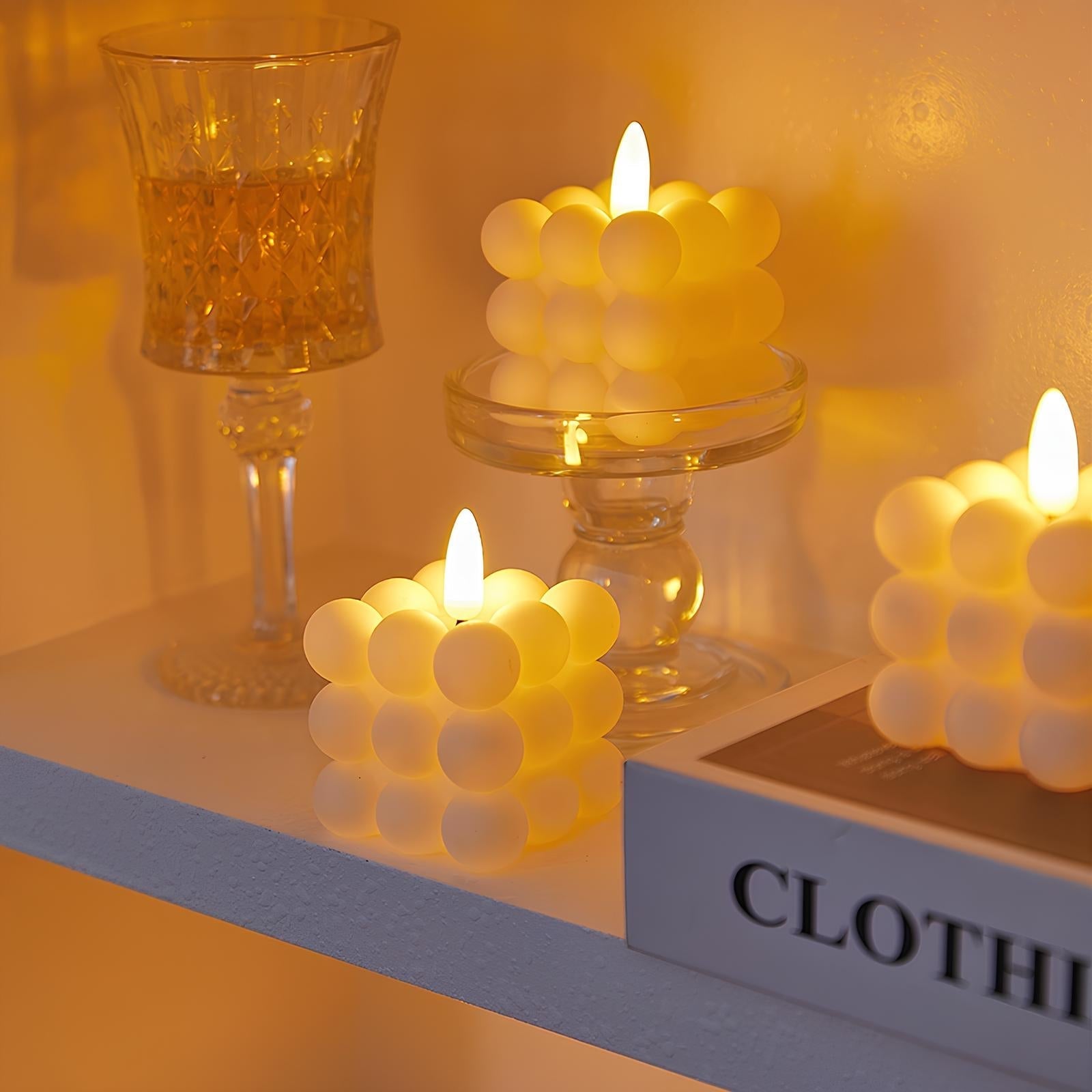 Sentymentalne świece LED - GlowFlicker-Baldachinowe świece w kształcie kuli - 12 sztuk-Trend Polska