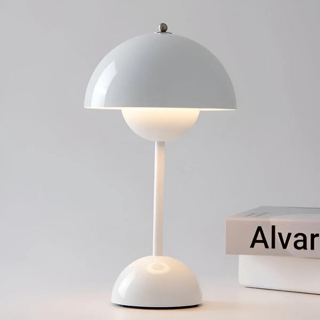 Skandynawska Lampa Stołowa z Luminous Flair - NordicBeam-biel-Trend Polska