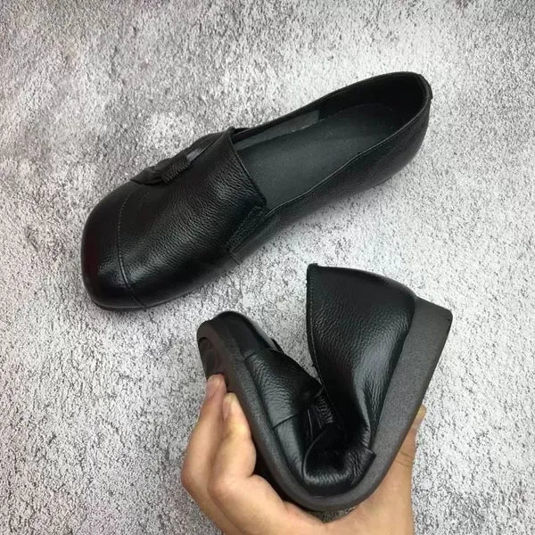 Skórzane buty damskie z antypoślizgową podeszwą – Aurora-Czarny-35-Trend Polska