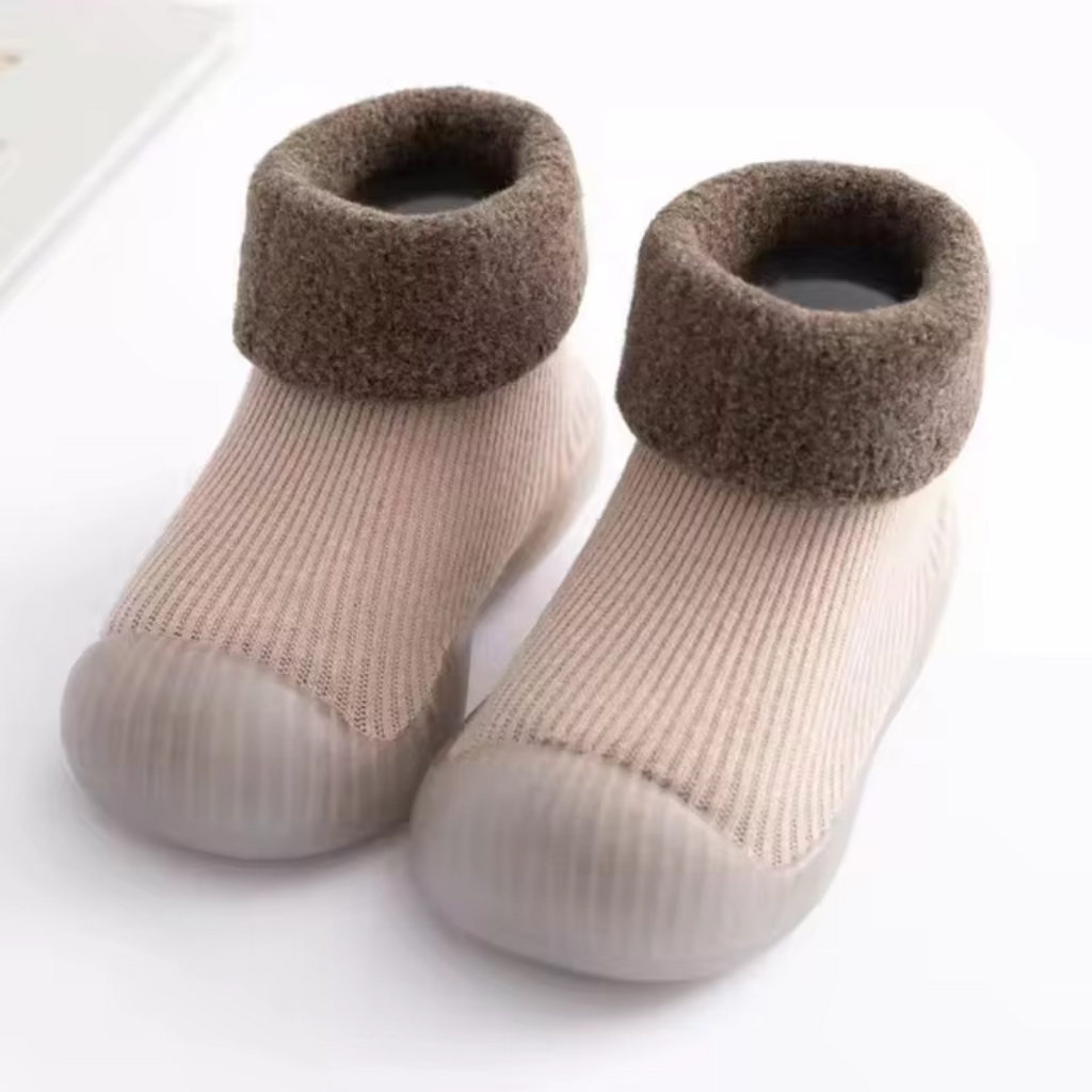 SnugSteps – Wygodne Skarpetki Antypoślizgowe dla Dzieci-Beżowy-18-19 (11.5 cm)-Trend Polska