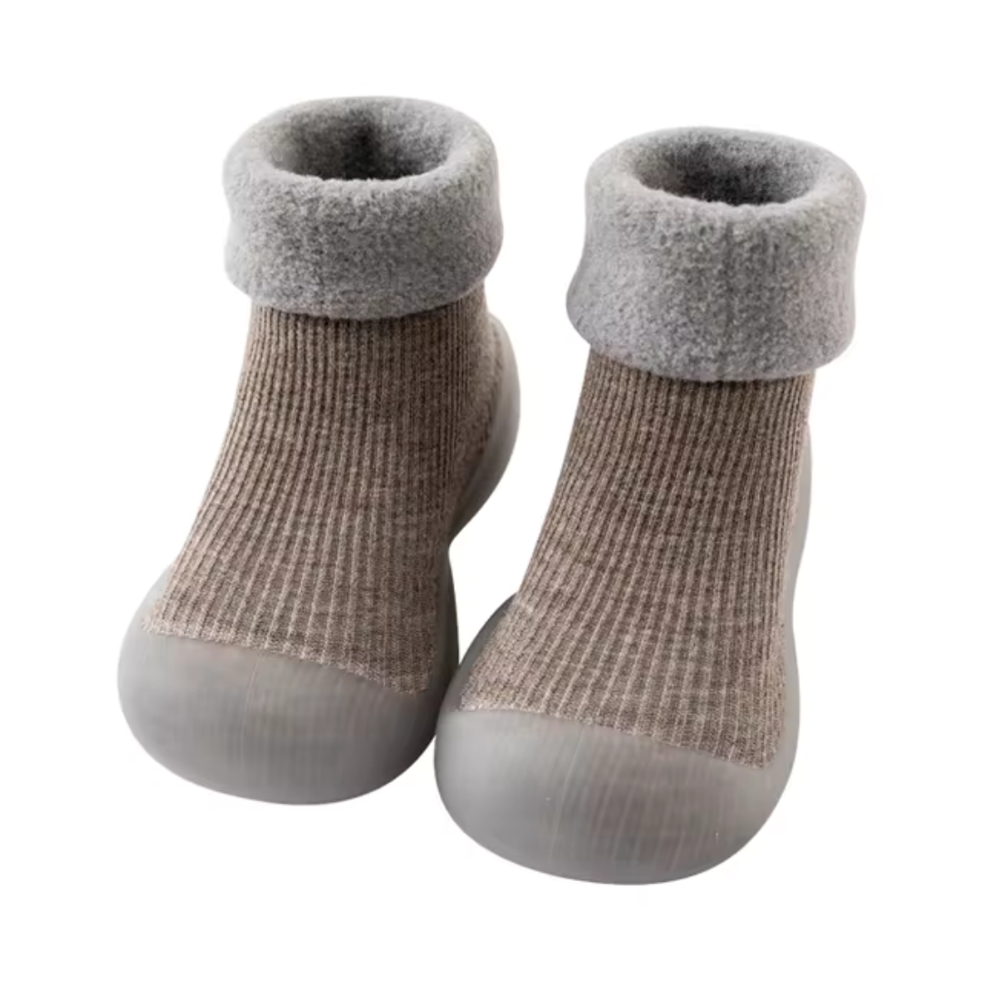SnugSteps – Wygodne Skarpetki Antypoślizgowe dla Dzieci-Jasny Brązowy-18-19 (11.5 cm)-Trend Polska
