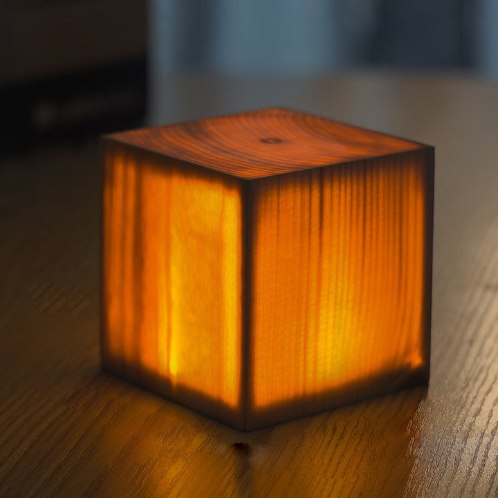 Stylowa lampa stołowa LED - WoodGlow-Kwadrat-8cm x 8cm x 9cm-Trend Polska
