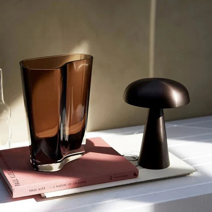 Stylowa przenośna lampa stołowa - ShroomLite-Złoto-Trend Polska