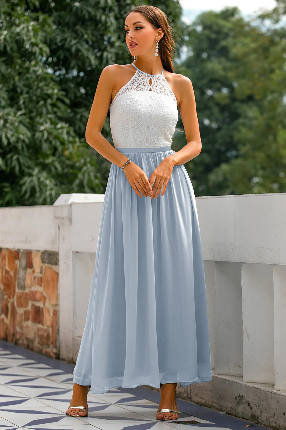 Stylowa sukienka dla gości weselnych z odkrytymi plecami - Isabella-Stoffigblauw-EU32-Trend Polska