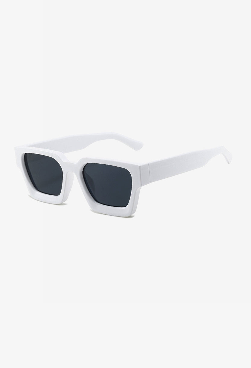 Stylowe Okulary przeciwsłoneczne z 100% ochroną UV – Selis-Biały-Trend Polska