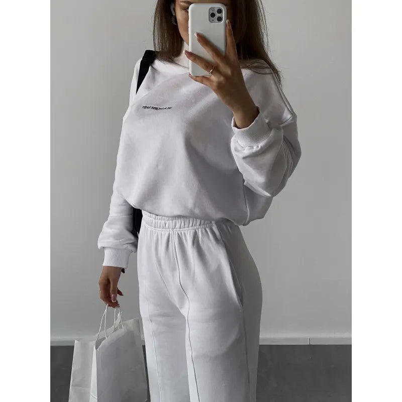 Stylowy Damski Zestaw Treningowy - Jade-Biały-XS-Trend Polska