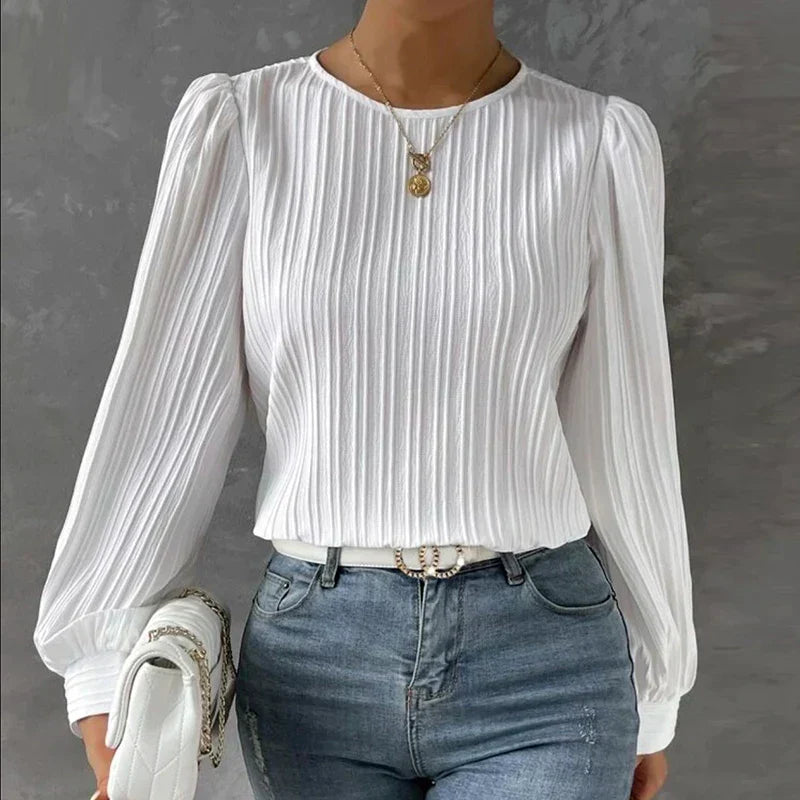 Stylowy, komfortowy sweter damski - Evelina-Biały-S-Trend Polska