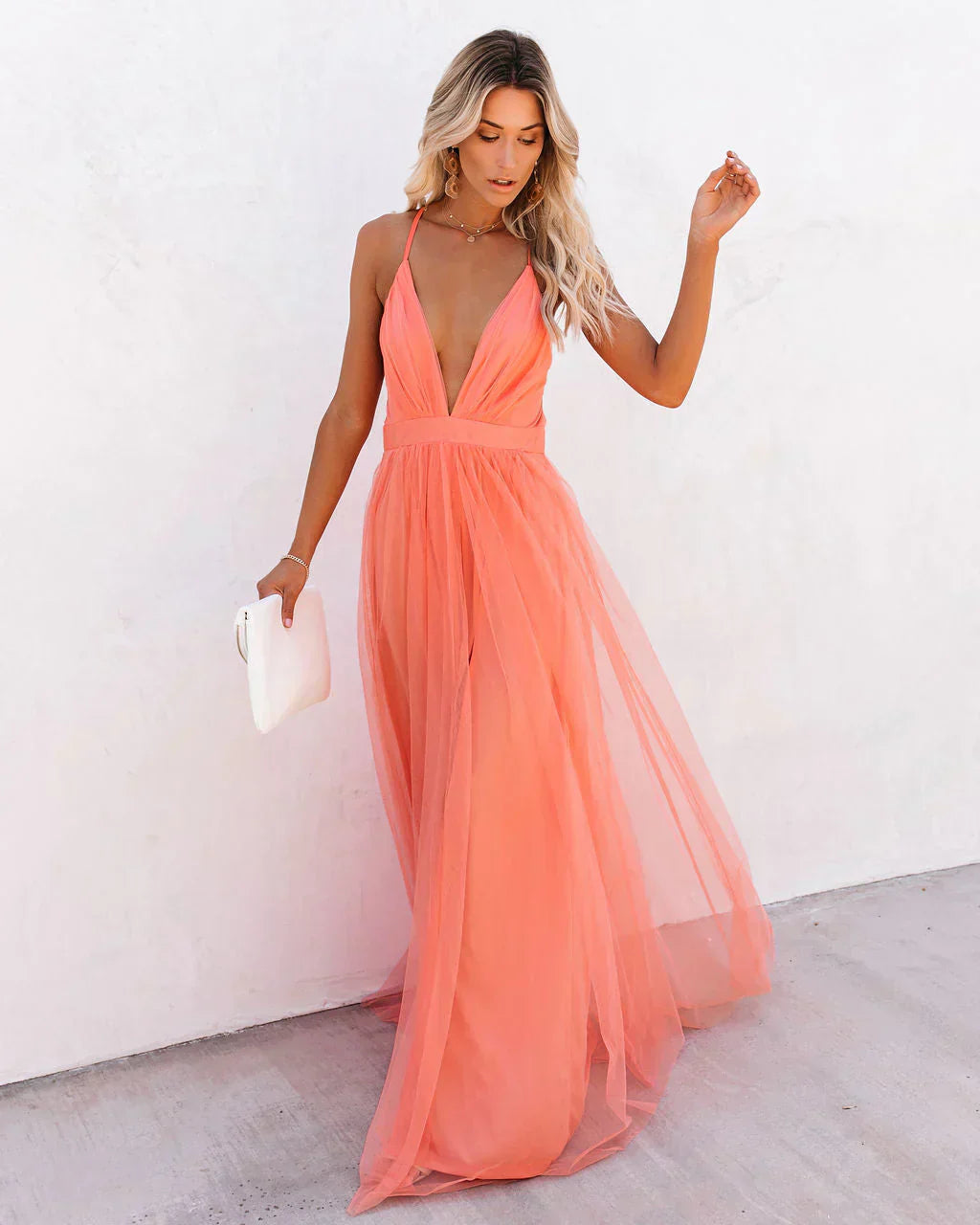 Sukienka maxi w płynnej tkaninie - Lily-S-Trend Polska