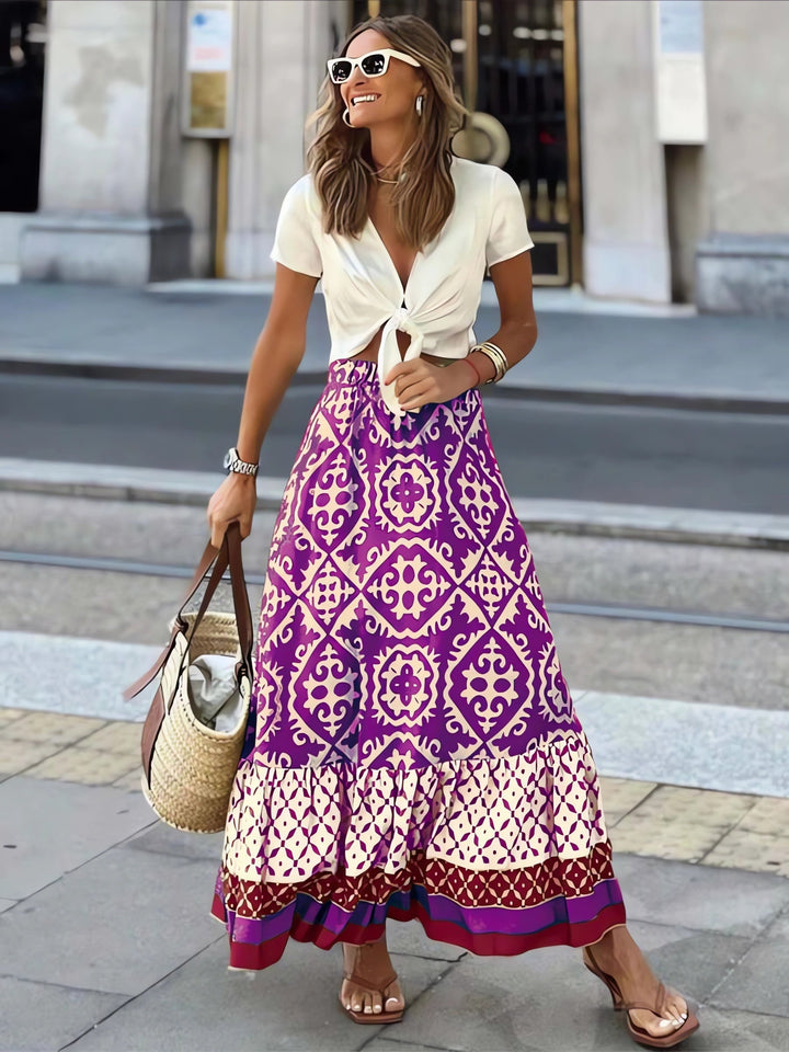 Sukienka maxi w stylu boho z drukowanym wzorem, luźnym krojem i frędzlami – Yalina-Liliowy-S-Trend Polska