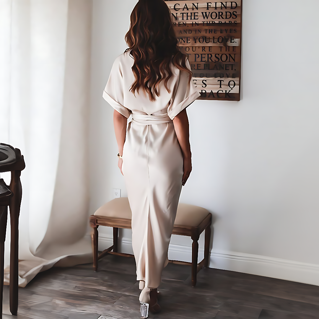 Sukienka maxi z falbanami i dekoltem w kształcie litery V, letni styl, moda damska - Elina-Złoto-S-Trend Polska