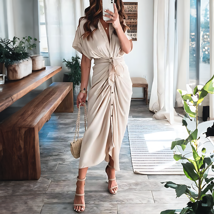Sukienka maxi z falbanami i dekoltem w kształcie litery V, letni styl, moda damska - Elina-Złoto-S-Trend Polska