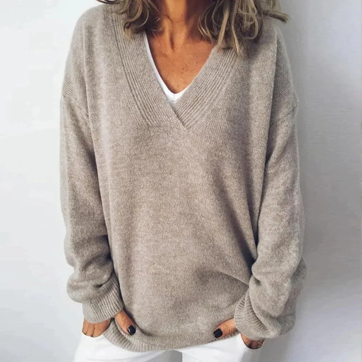 Sweter damski z kaszmiru z dekoltem w serek - Sofia-Beżowy-S-Trend Polska