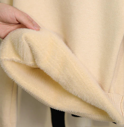 Sweter z golfem z dzianiny polarowej zimowej – Evelyne-Beżowy-S-Trend Polska