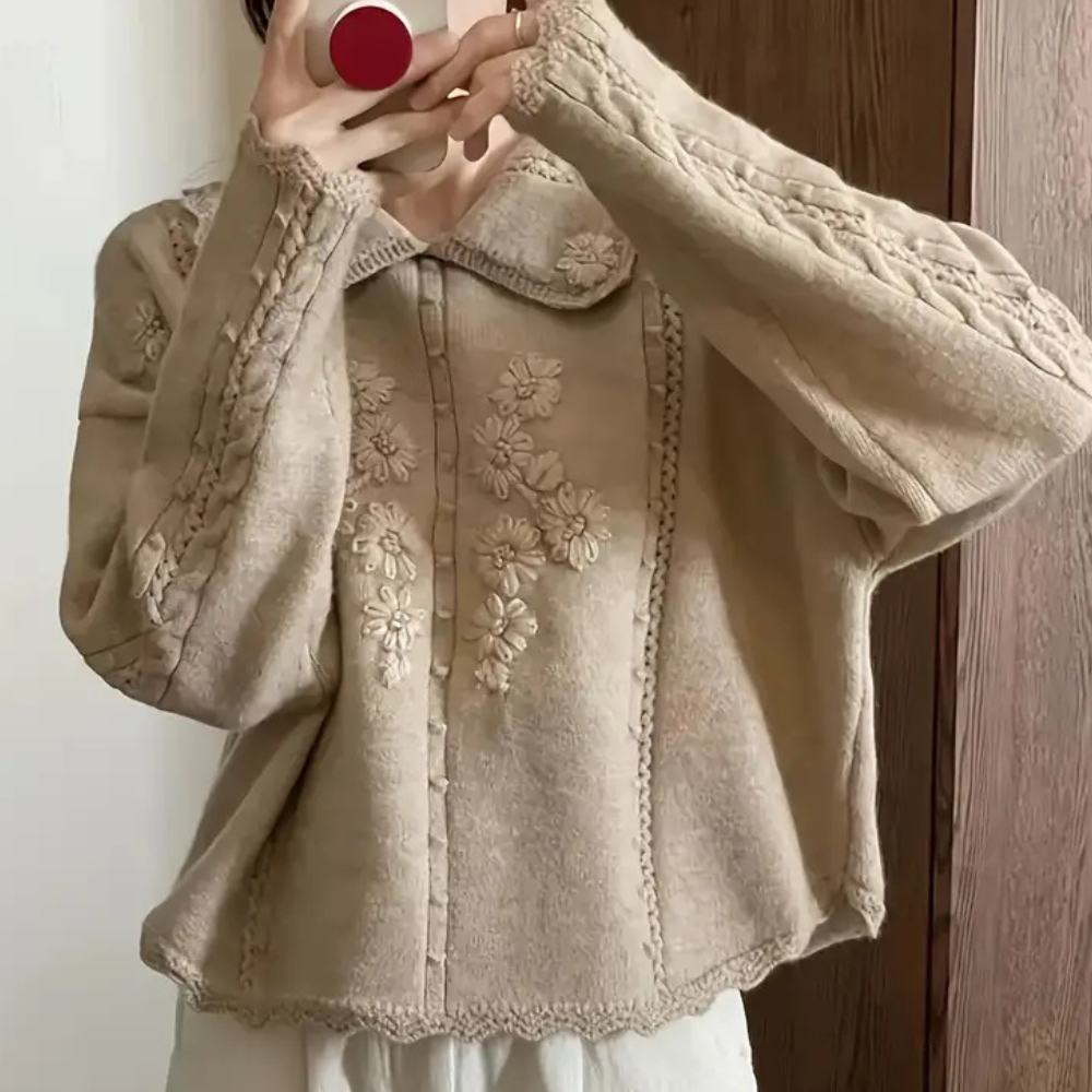 Sweter z haftem kwiatowym dla kobiet - Emma-Trend Polska