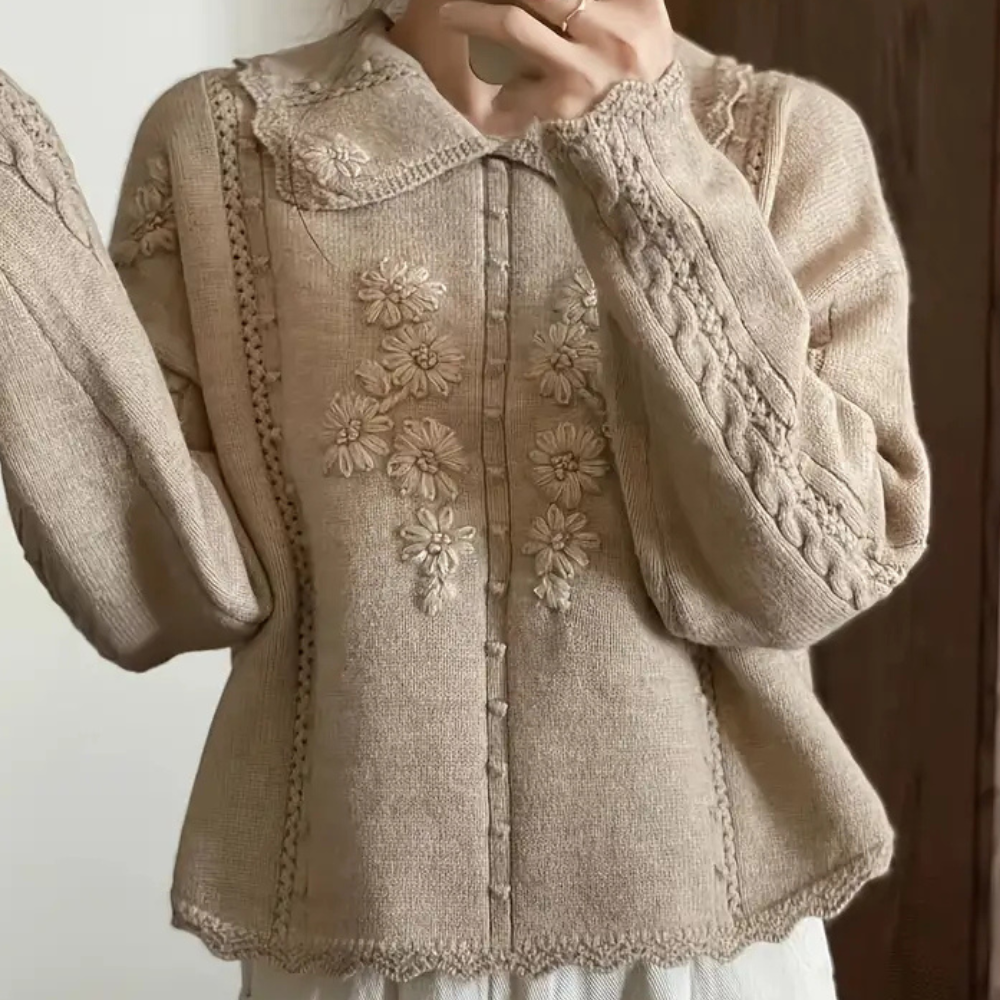 Sweter z haftem kwiatowym dla kobiet - Emma-Trend Polska