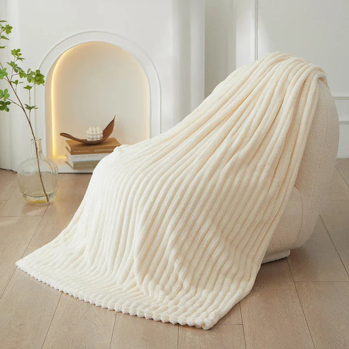 Szeroka, paskowana flanelowa kołdra polarowa - CozyStripe-Czerwony-100x150cm-Trend Polska